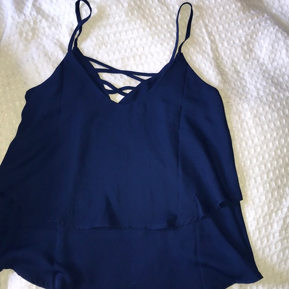 Reversible Lace-Up Front/Scoopneck Tank Top - Picture 3 of 3
